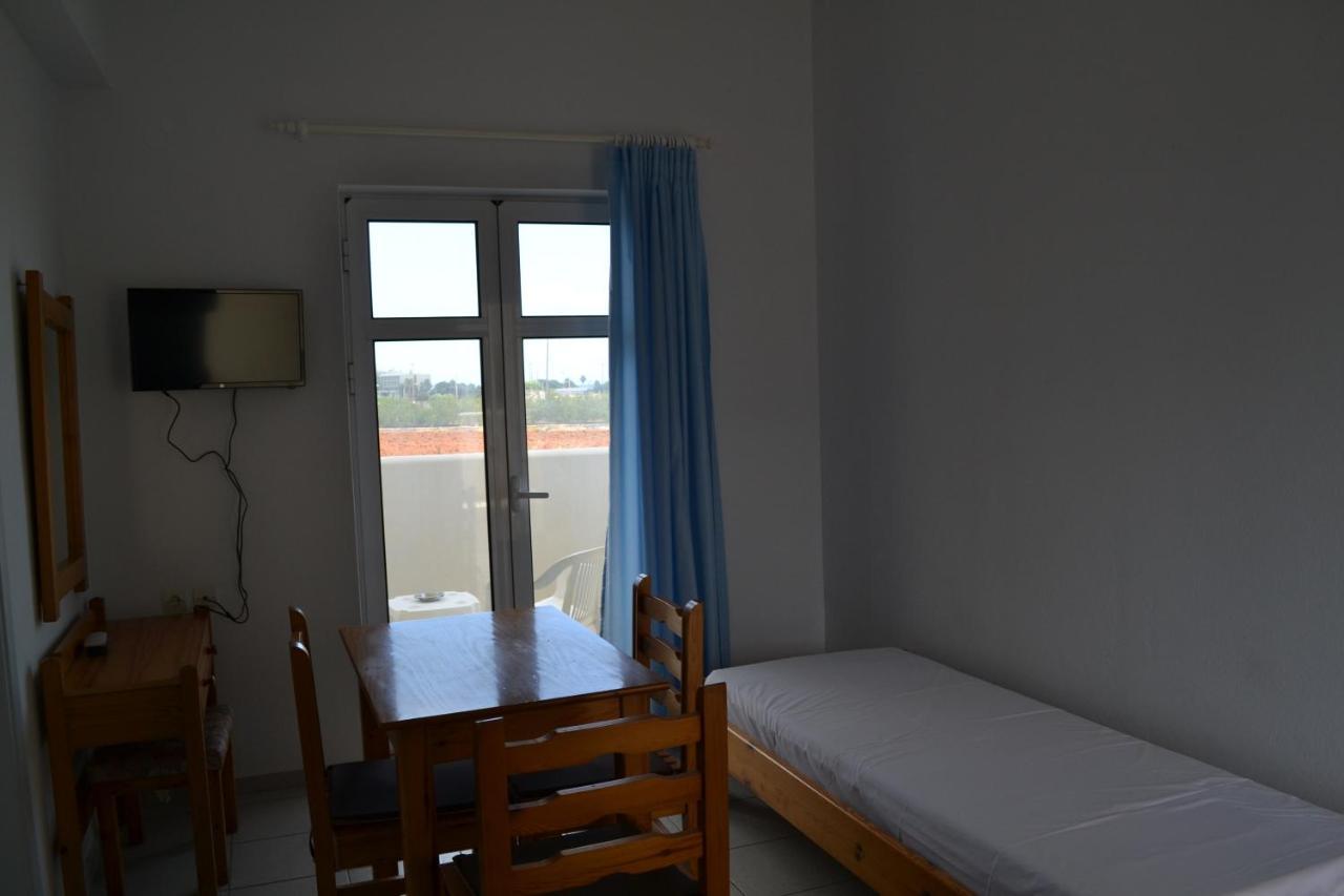 Asteri Apartments มาเลีย ภายนอก รูปภาพ